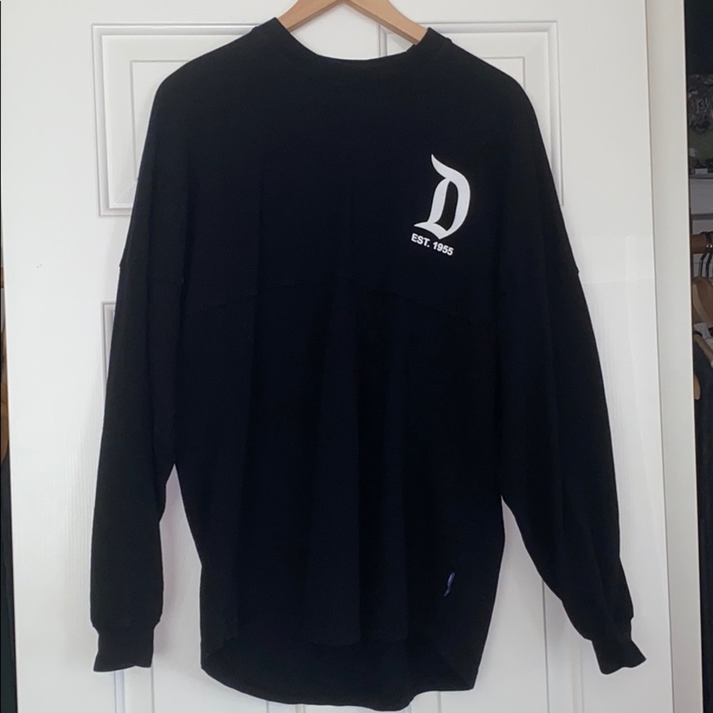 Disney Land/Resort Crew neck 🏰